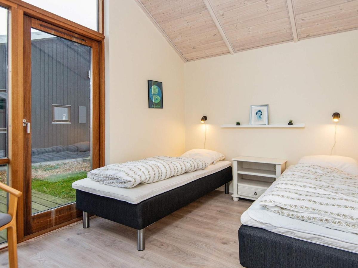 Three-Bedroom Holiday Home In Ulfborg 4 Thorsminde Экстерьер фото